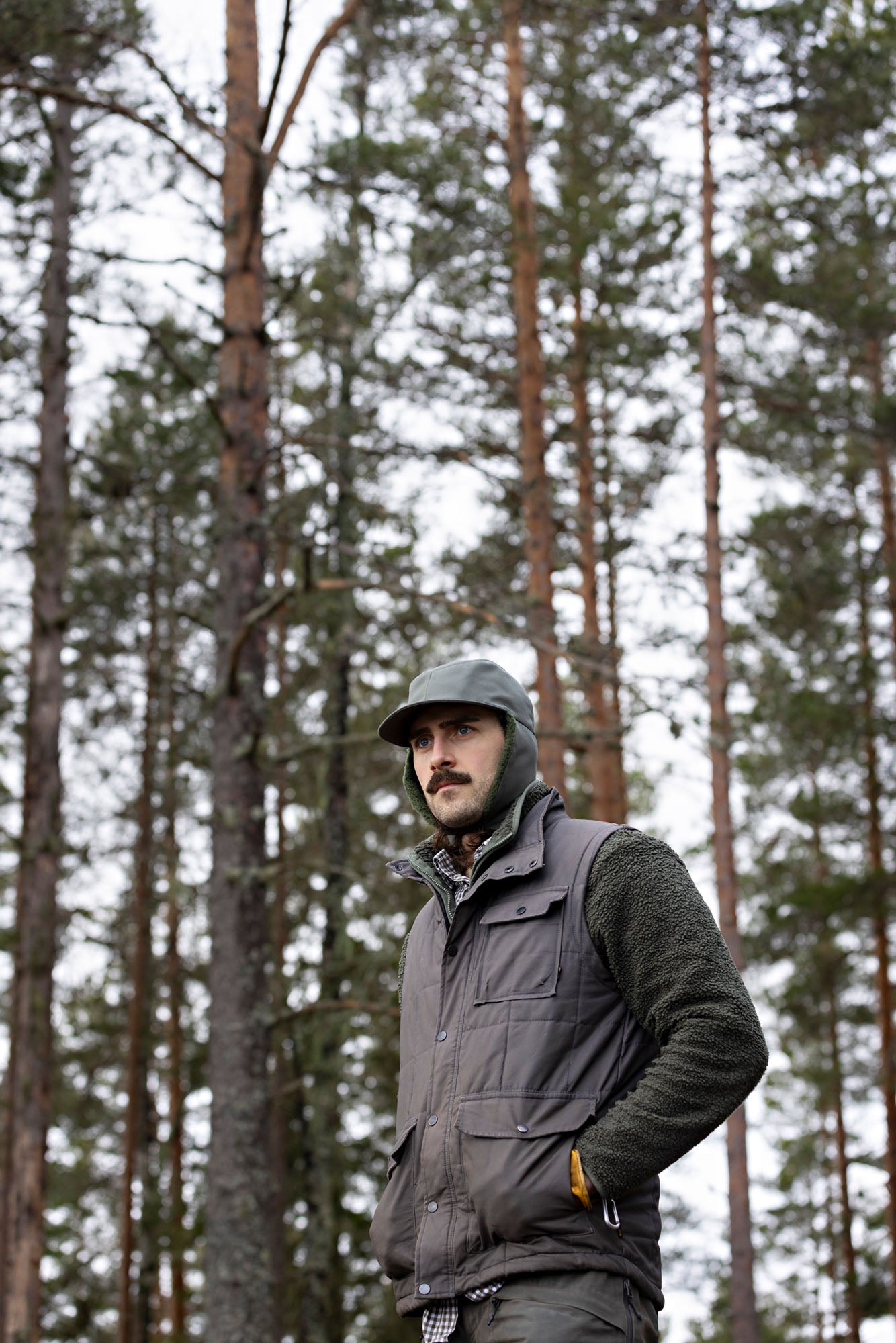 Jägare i keps M59 med nedfällbara ronlappar