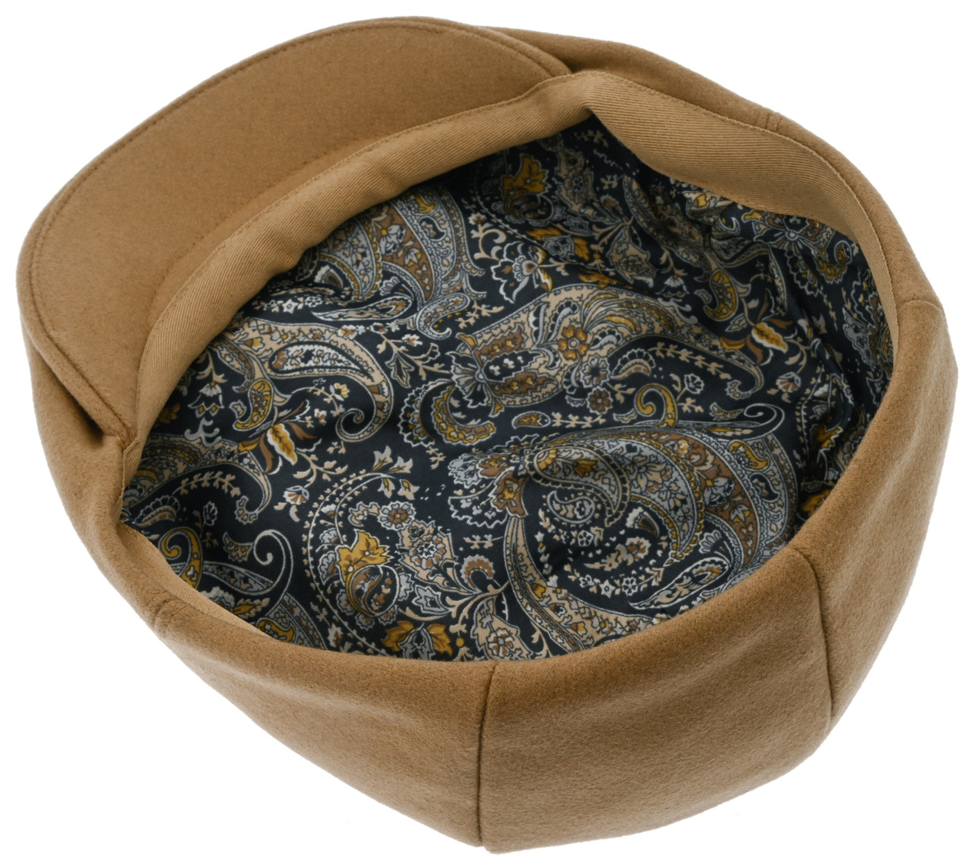 Flat Cap with a paisly pattren lining.